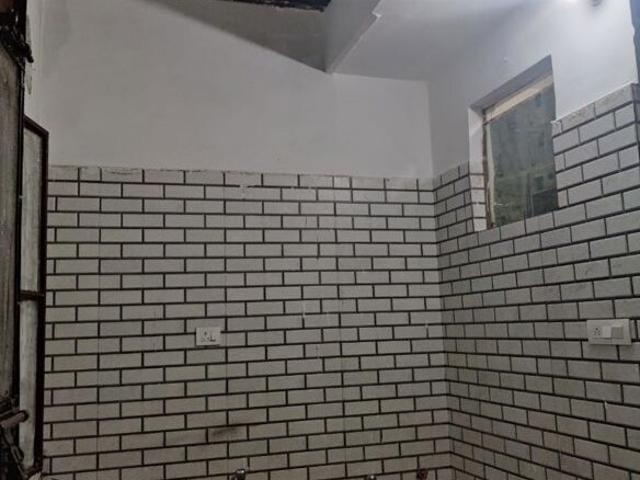 2 Bedroom 1300 Sq.Ft. Builder Floor in Sector 50 Noida Listing ID: #9994
