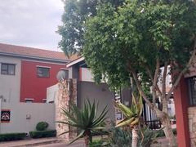 2 bedroom 1 bath loft apartment in c.