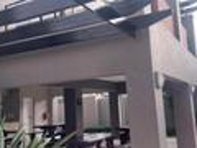 2 bedroom 1 bath loft apartment in c.