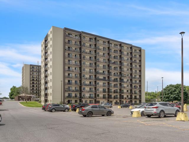 2 bedroom, 1 bath
