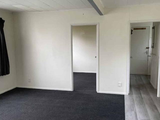 2 bedroom 1 bathroom