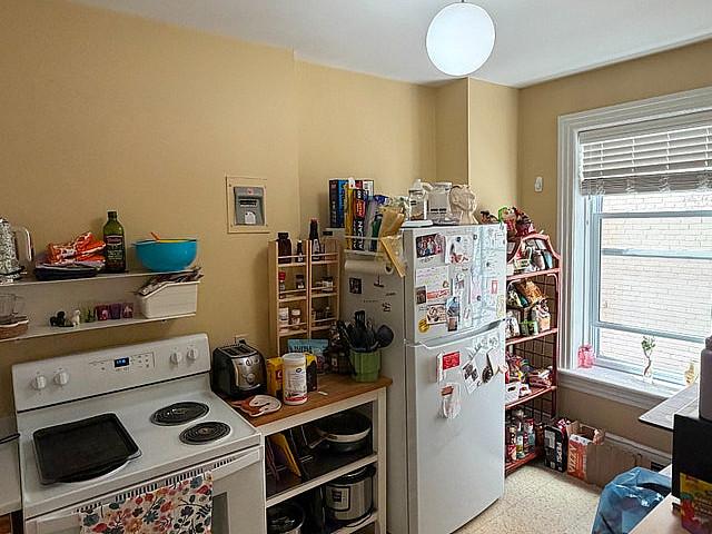 2 Bedroom 1 Bathroom Apartment For Rent