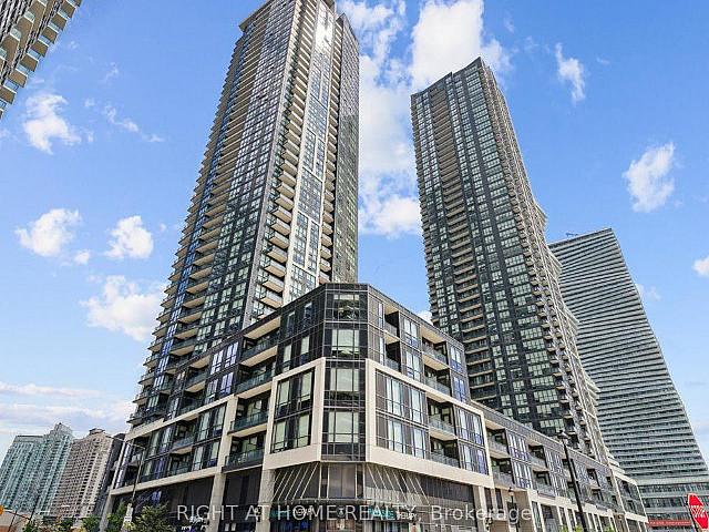 2 Bedroom 1 Bths Located At Burnhamthrope & Confederation
