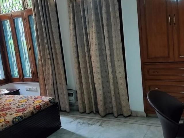 2 Bedroom 250 Sq.Mt. Apartment in Sector 20 Noida Listing ID: #10035