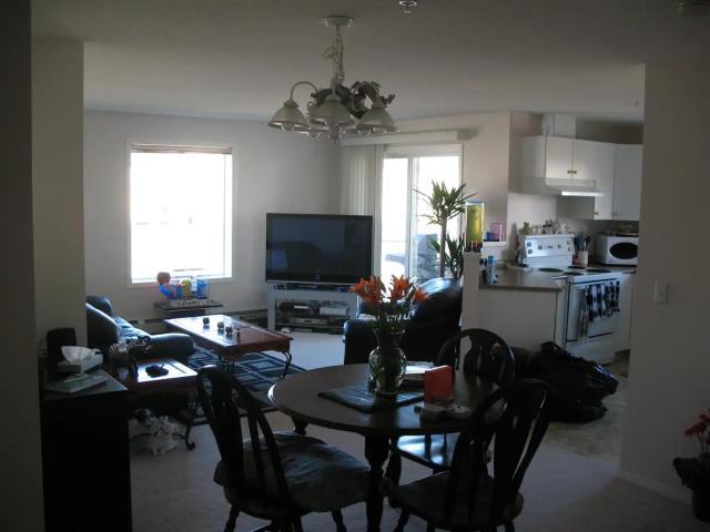 2 bedroom 2 bath condo 1700