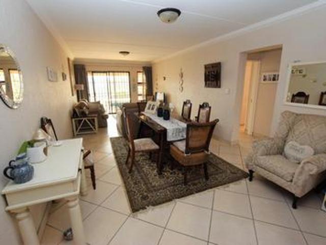 2 bedroom 2 bathroom 100sqm garden u.
