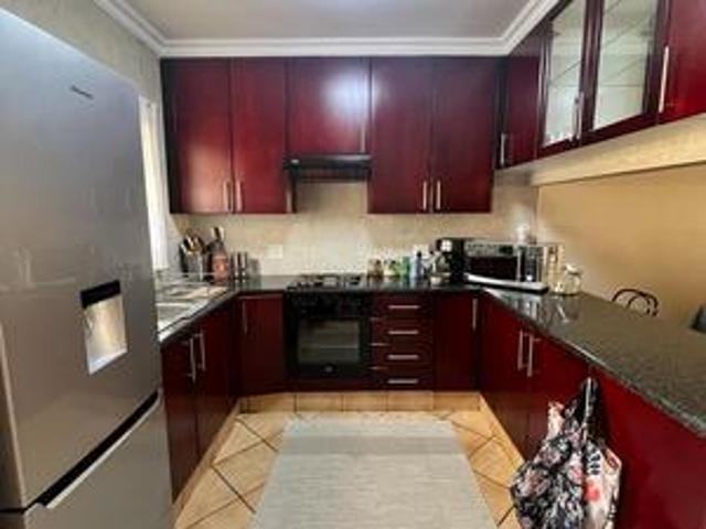 2 bedroom & 2 bathroom townhouse in.