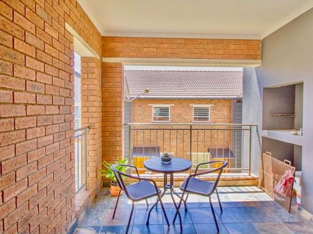 2 Bedroom, 2 Bathroom Apartment – Terenure, Kempton Park