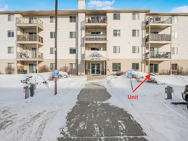 2 Bedroom 2 Bathroom Ground Floor Condo updated