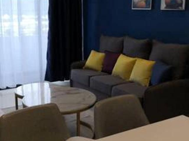 2 bedroom 2 bathroon for rent with balcony