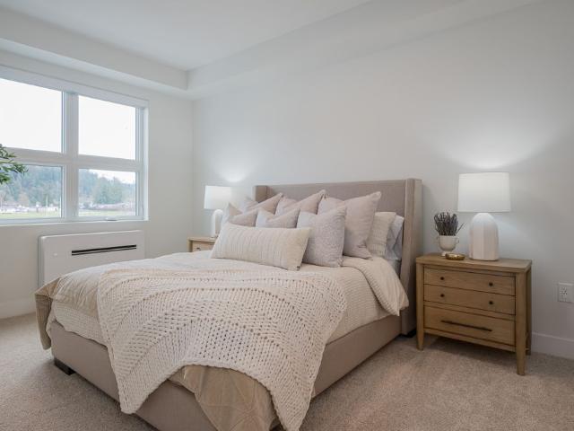 #2 Bedroom 46195 Thomas Road ANDMAR