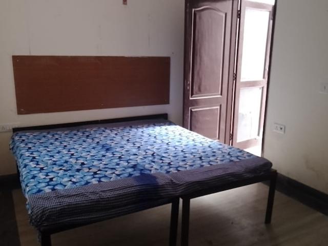 2 Bedroom 50 Sq.Yd. Builder Floor in Sector 168 Noida Listing ID: #9666