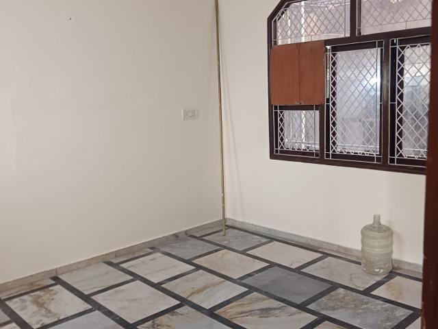 2 Bedroom 600 Sq.Ft. Apartment in Rajpur Khurd Extension Delhi Listing ID: #9407