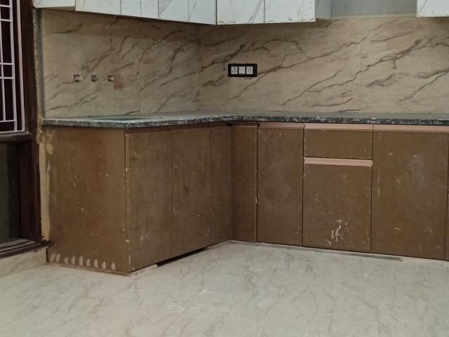 2 Bedroom 650 Sq.Ft. Builder Floor in Dwarka Mor Delhi Listing ID: #9321