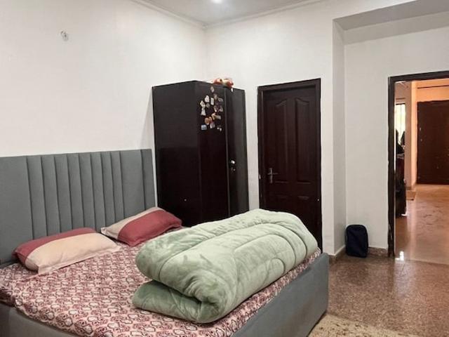2 Bedroom 650 Sq.Ft. Builder Floor in Shivalik Colony Delhi Listing ID: #10374