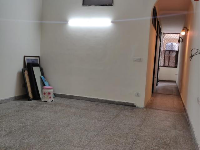 2 Bedroom 700 Sq.Ft. Builder Floor in Malviya Nagar Delhi Listing ID: #9496