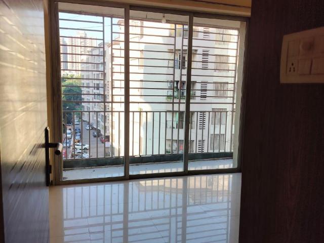 2 Bedroom 725 Sq.Ft. Apartment in Krishna Nagar Mumbai Listing ID: #10131
