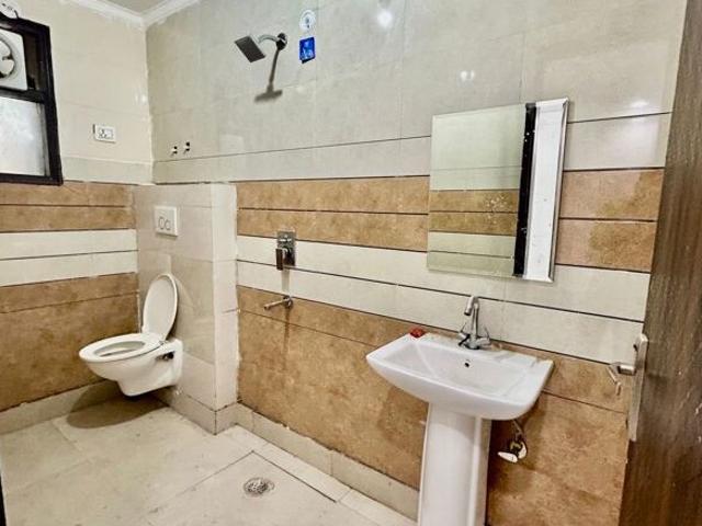 2 Bedroom 800 Sq.Ft. Builder Floor in Chattarpur Delhi Listing ID: #10200