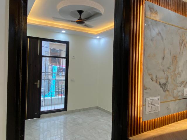 2 Bedroom 80 Sq.Yd. Independent House in Vikas Puri Delhi Listing ID: #9380