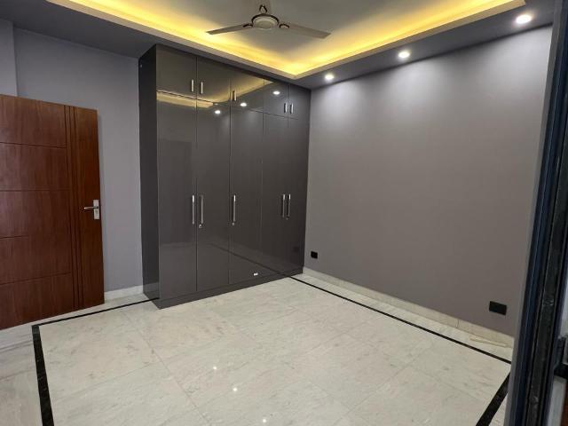 2 Bedroom 855 Sq.Ft. Builder Floor in Kalkaji Delhi Listing ID: #9898