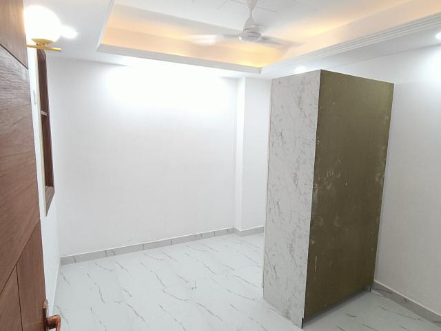 2 Bedroom 875 Sq.Ft. Apartment in Panchsheel Vihar Delhi Listing ID: #9463