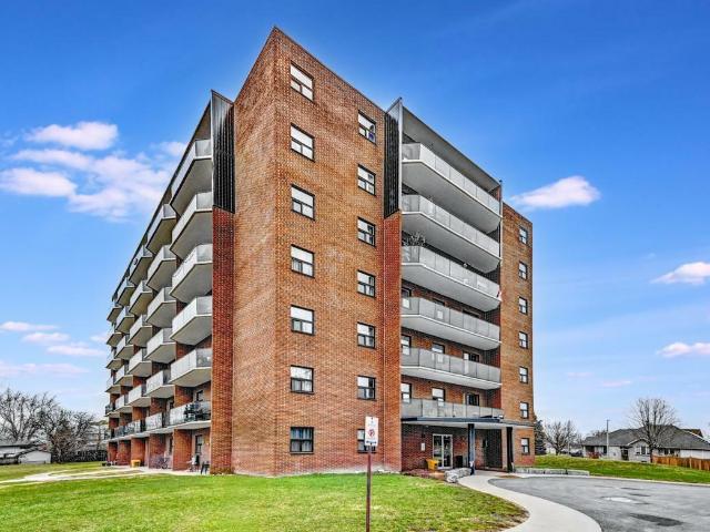 2 Bedroom