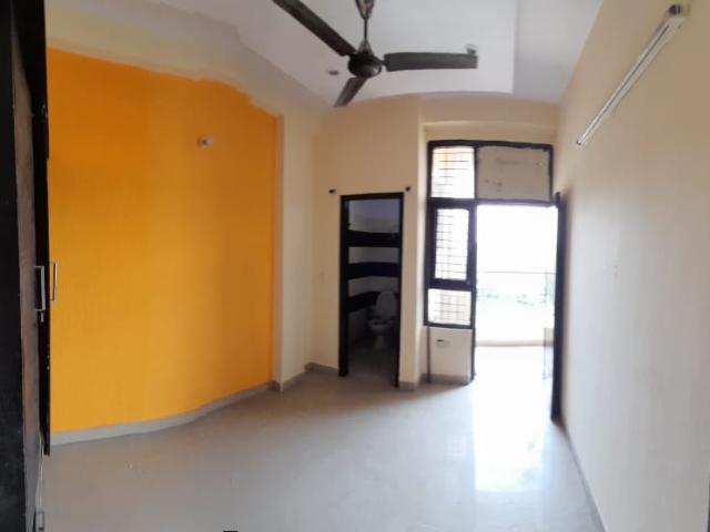 2 Bedroom 900 Sq.Ft. Builder Floor in Vasundhara Sector 5 Ghaziabad Listing ID: #9898