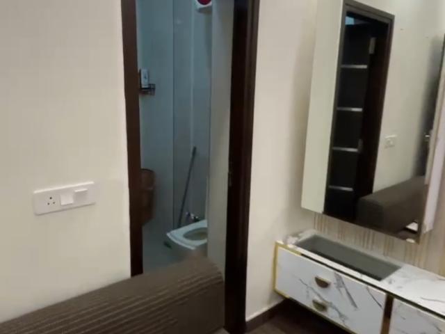 2 Bedroom 950 Sq.Ft. Apartment in Jasola Delhi Listing ID: #9602