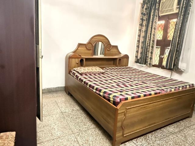 2 Bedroom 970 Sq.Ft. Builder Floor in Chattarpur Delhi Listing ID: #9762