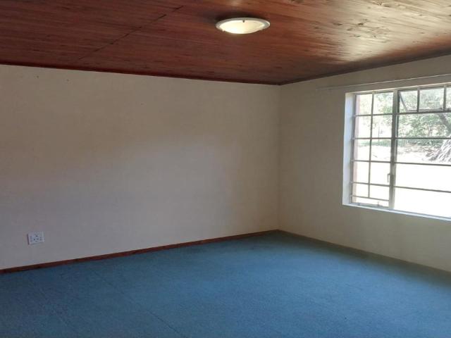 2 Bedroom cottage to rent in Chartwell, Randburg