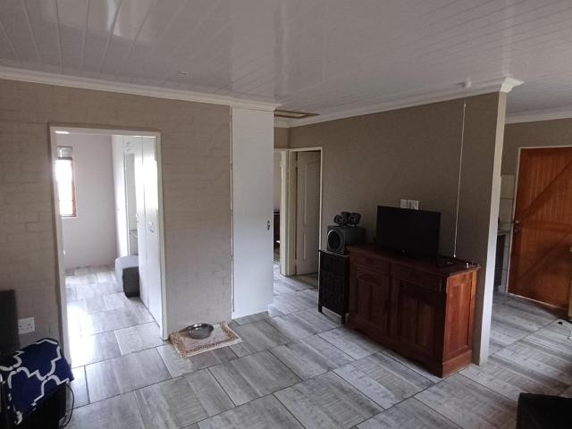 2 Bedroom cottage to rent in Kellys View, Bloemfontein