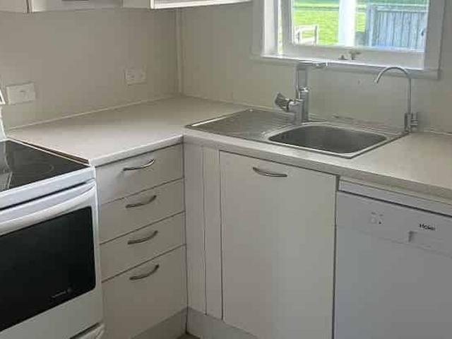 2 Bedroom Cottage Waitoki