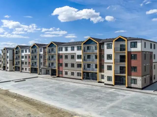 2 Bedroom Condo Cochrane AB 103119035