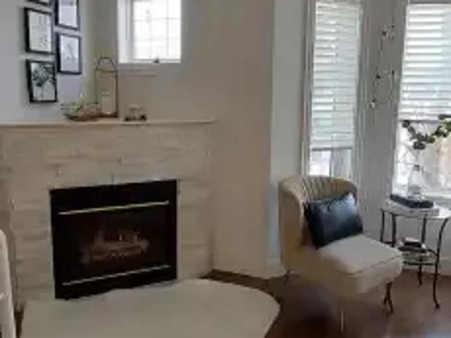 2 Bedroom Condo Calgary AB 100707942