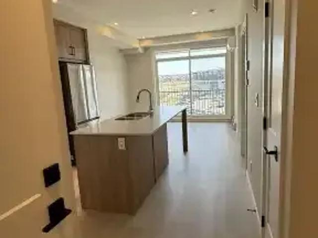 2 Bedroom Condo Calgary AB 101877502