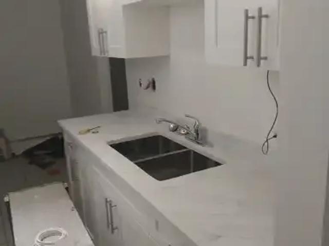 2 Bedroom Condo Calgary AB 101301636