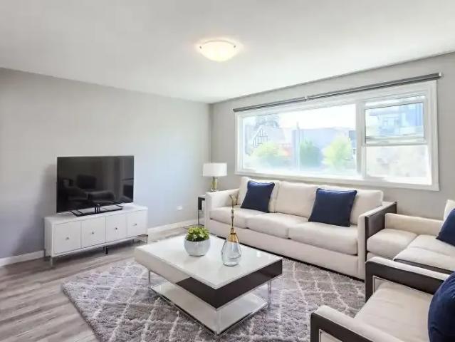 2 Bedroom Condo Calgary AB 102845873
