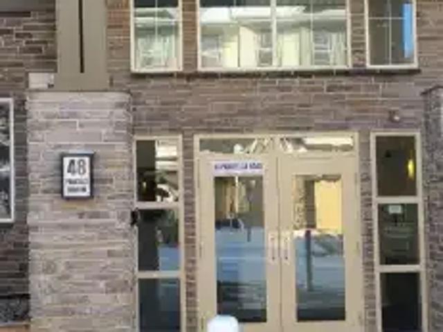 2 Bedroom Condo Calgary AB 102846173