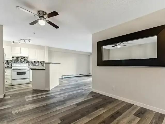 2 Bedroom Condo Calgary AB 102846183
