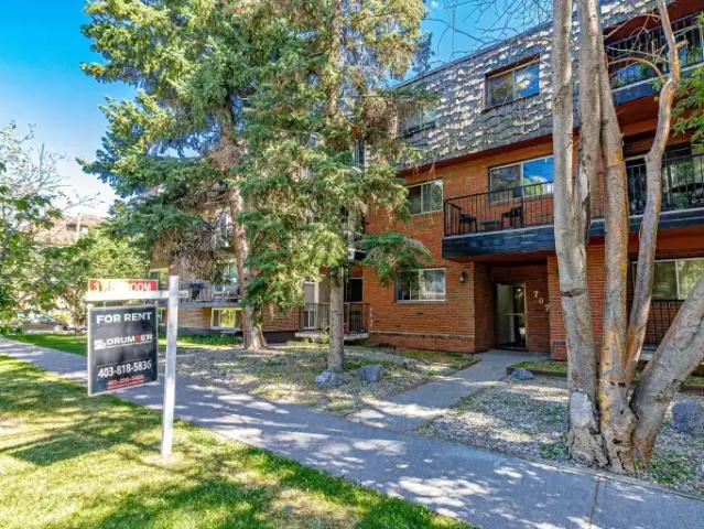 2 Bedroom Condo Calgary AB 102847095
