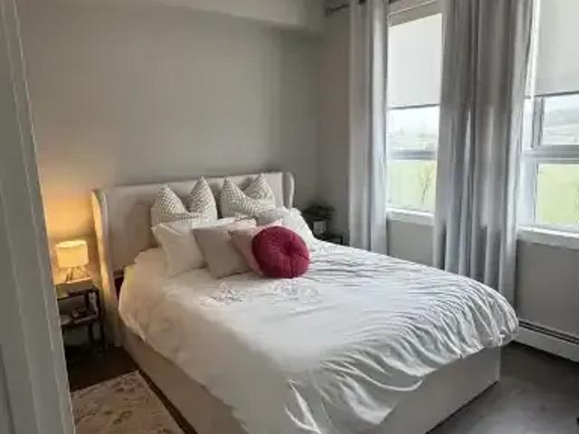 2 Bedroom Condo Calgary AB 102951996