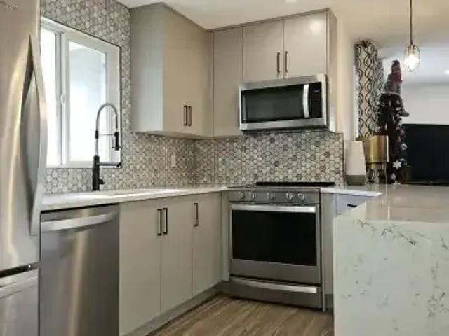 2 Bedroom Condo Calgary AB 102085948