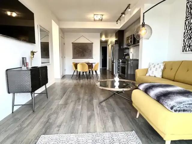 2 Bedroom Condo Calgary AB 103424654