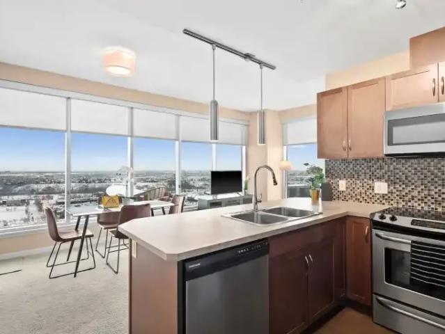 2 Bedroom Condo Calgary AB 103594121