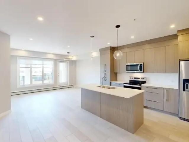 2 Bedroom Condo Calgary AB 103695183