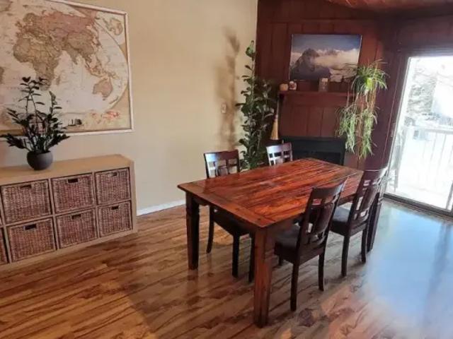 2 Bedroom Condo Calgary AB 103322075