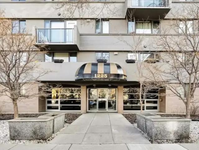 2 Bedroom Condo Calgary AB 103379894