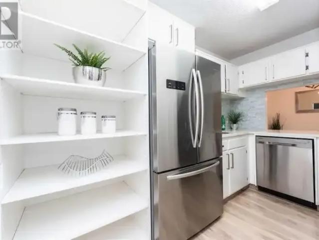 2 Bedroom Condo Calgary AB 104401668