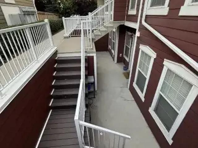 2 Bedroom Condo Calgary AB 104434151