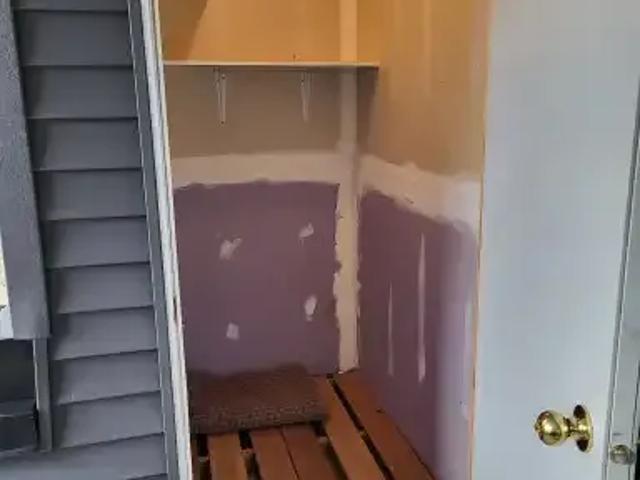 2 Bedroom Condo Calgary AB 104434338